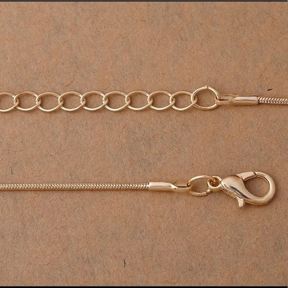 ❤️Bright Gold Crystal Heart Necklace and Earrings - Picture 6 of 9